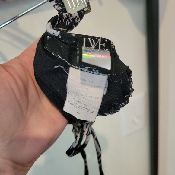 Diane Von Furstenburg Bikini - Picture 3 of 10